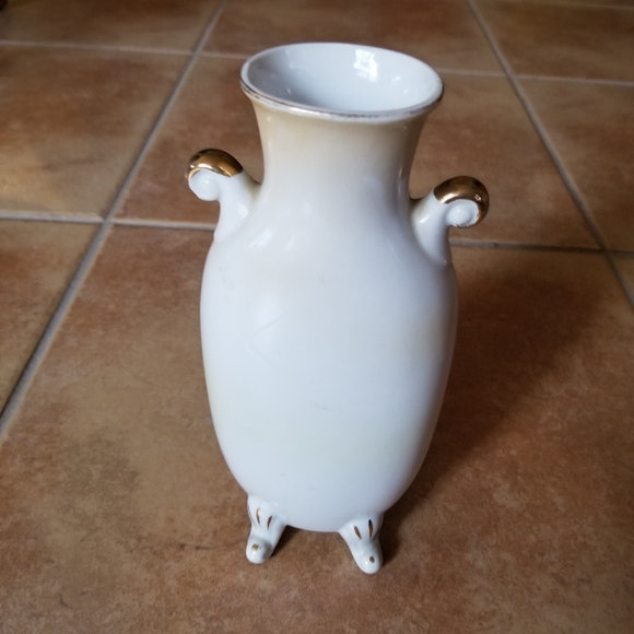 Handpainted porcelain vase - Picture 2 of 4